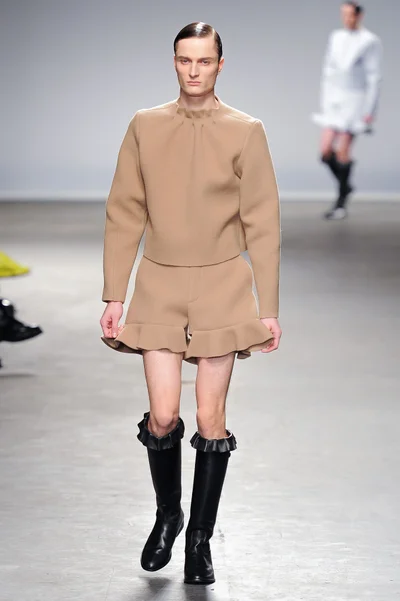 Look 1